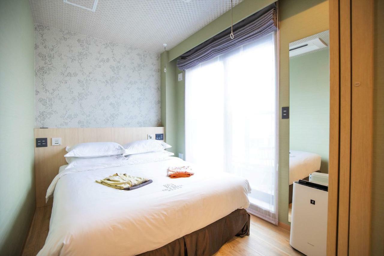 Sola Hotel Токио Экстерьер фото